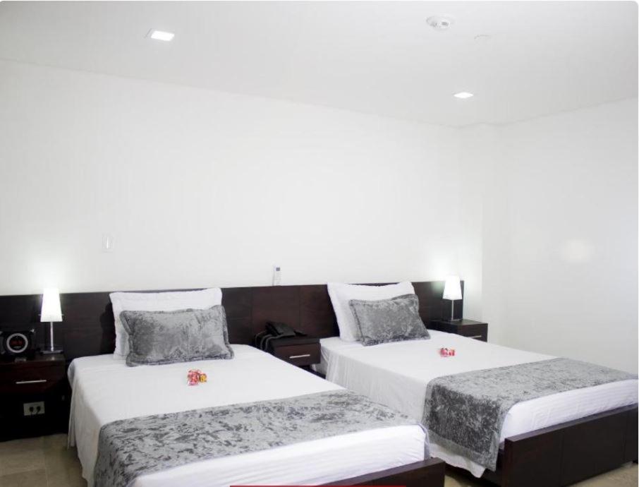 Hotel Lleras Express Medellín Zewnętrze zdjęcie