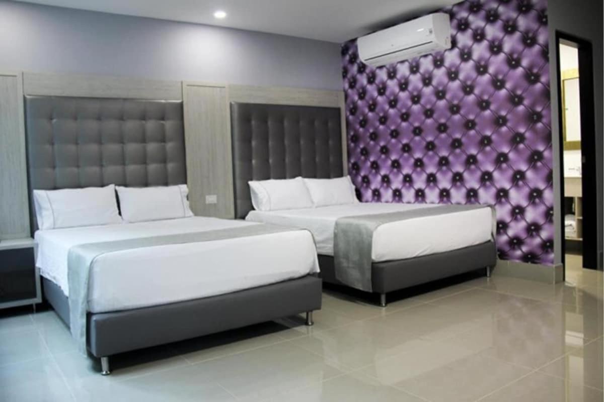 Hotel Lleras Express Medellín Zewnętrze zdjęcie