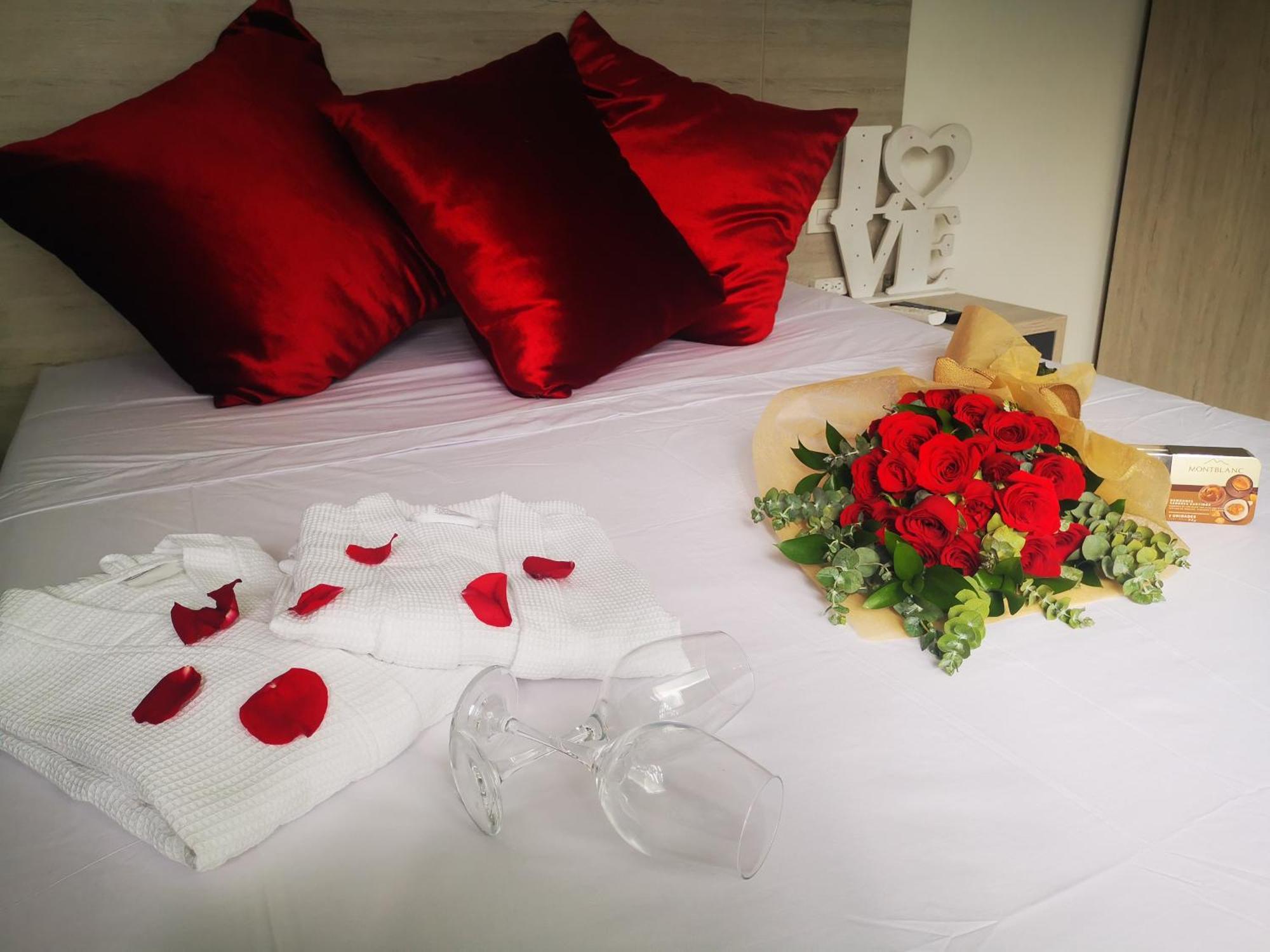 Hotel Lleras Express Medellín Zewnętrze zdjęcie