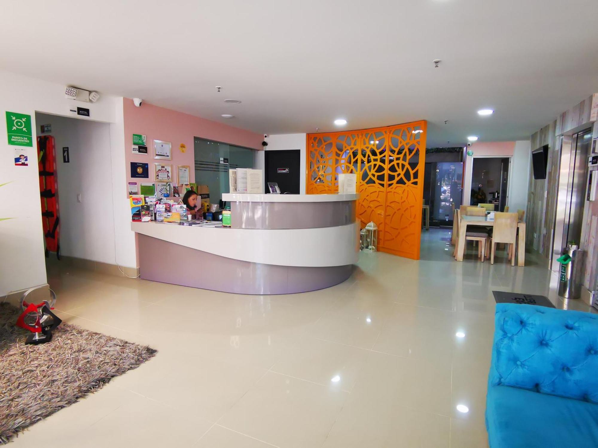Hotel Lleras Express Medellín Zewnętrze zdjęcie