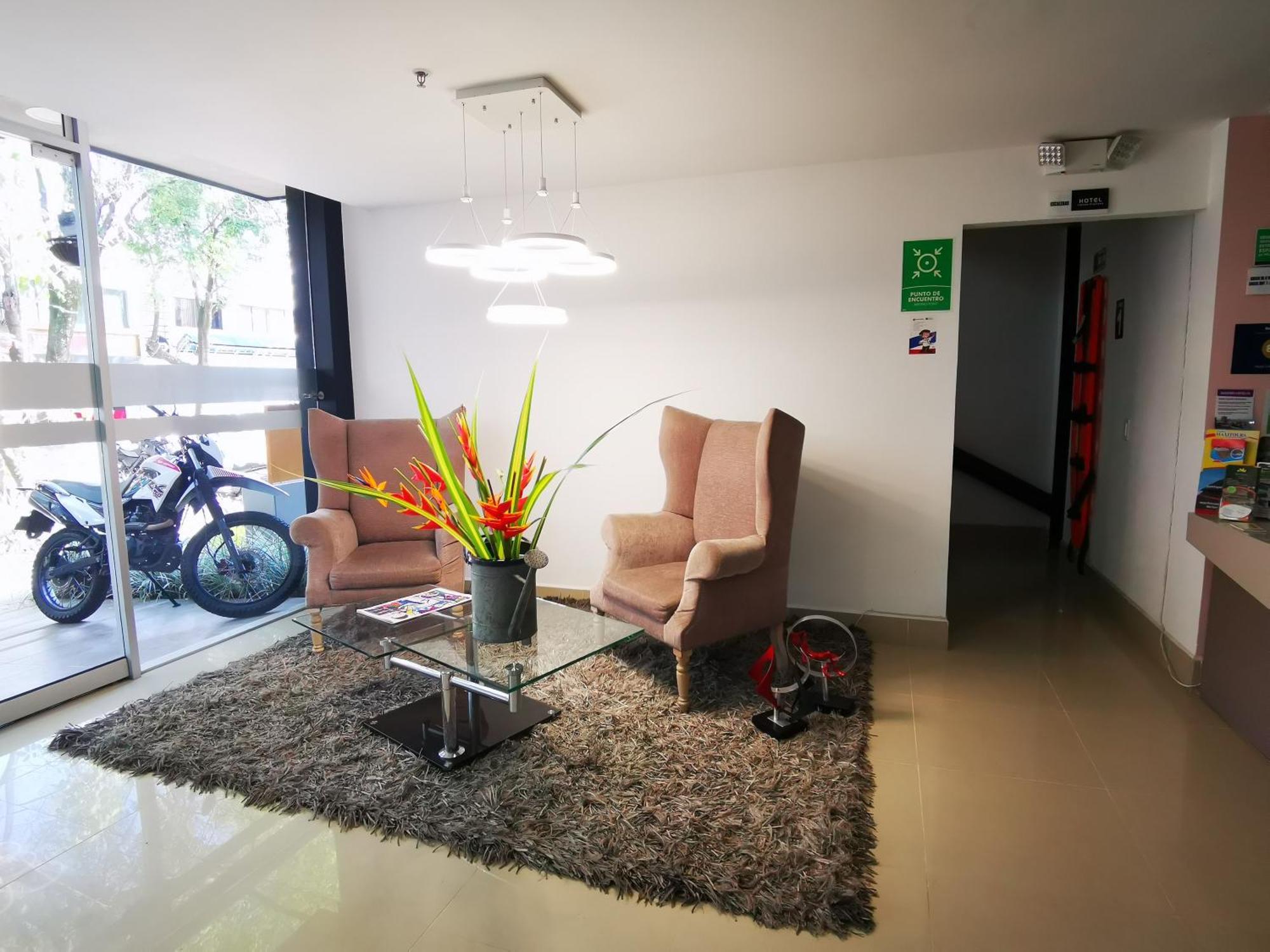 Hotel Lleras Express Medellín Zewnętrze zdjęcie