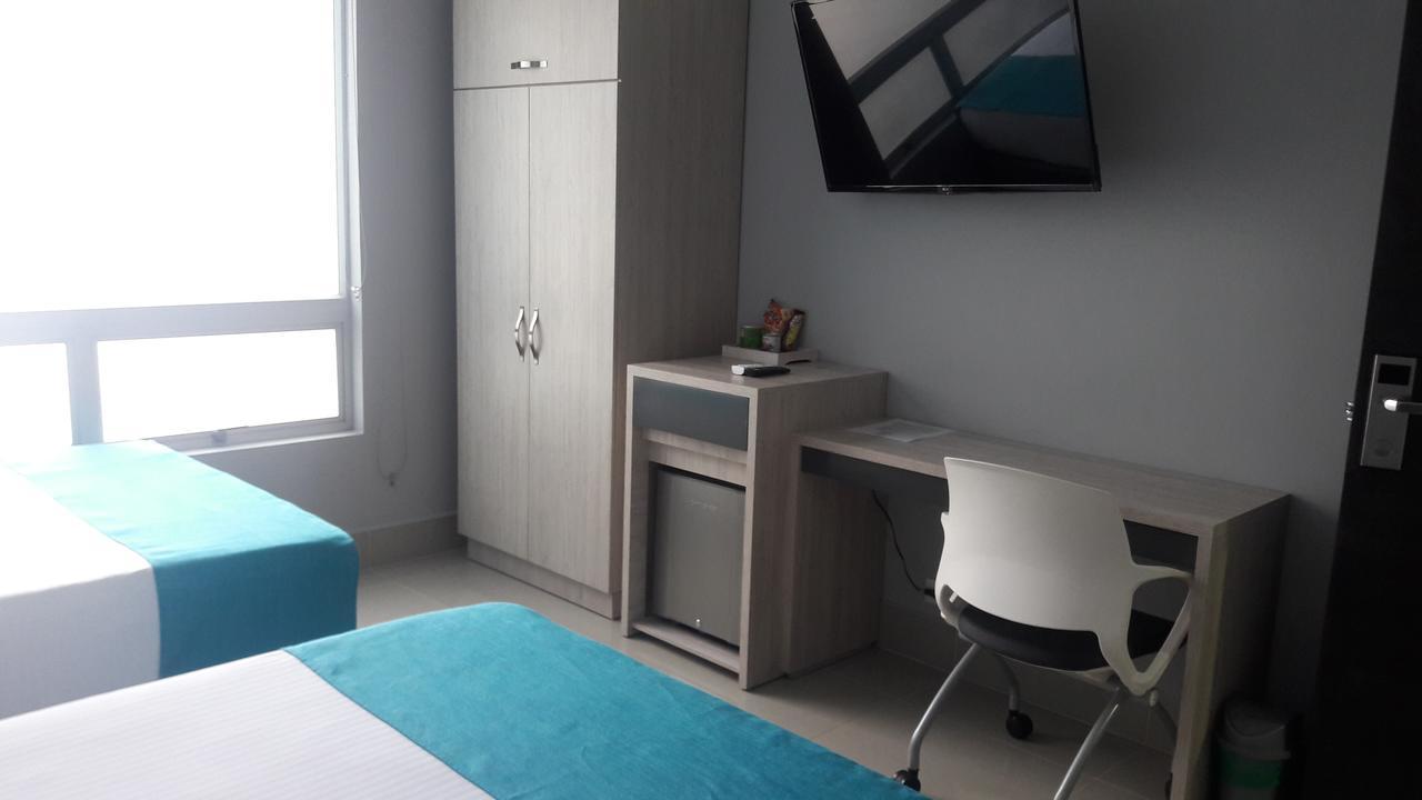 Hotel Lleras Express Medellín Zewnętrze zdjęcie